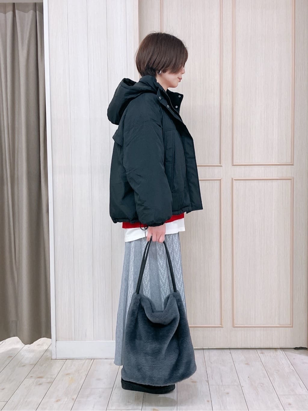 Turnerさんの「SHOO･LA･RUE｜【撥水/あったか】たっぷり着られる 中綿モンスターショートコート」を使ったコーディネート