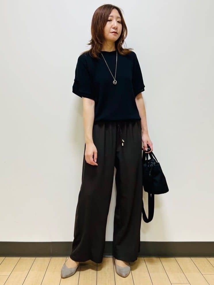 miiiさんの「Reflect｜【ウエスト総ゴム／セットアップ／単品使いOK◎】ベスト＋ストレートパンツセット」を使ったコーディネート