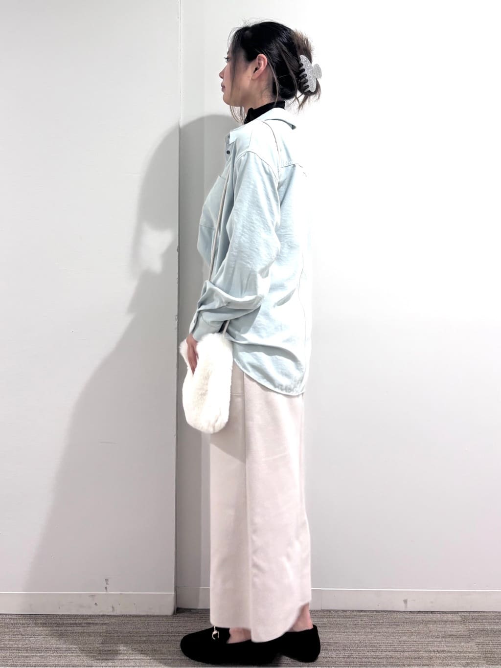 Ricoさんの「OPAQUE.CLIP｜【11色展開】フェイクファースクエアミニポシェット」を使ったコーディネート