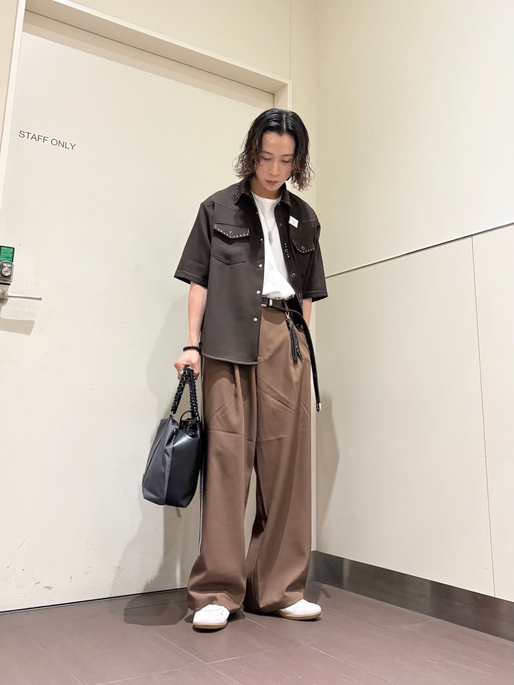 ナノシーさんの「tk.TAKEO KIKUCHI｜ラインスラックス」を使ったコーディネート