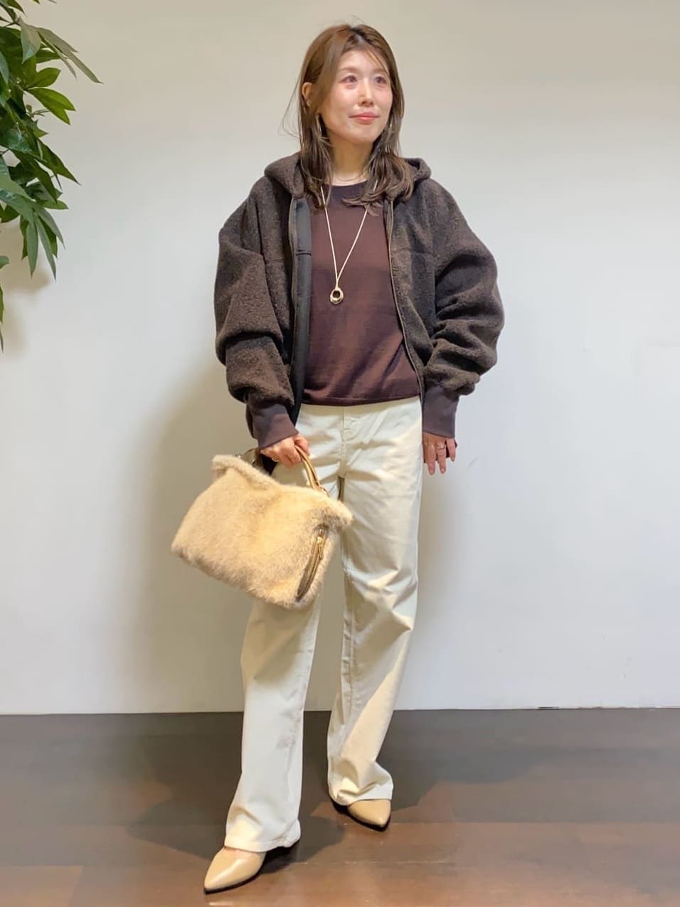 tomoさんの「UNTITLED｜【PROTAGPNISTA】ボアフーディ」を使ったコーディネート
