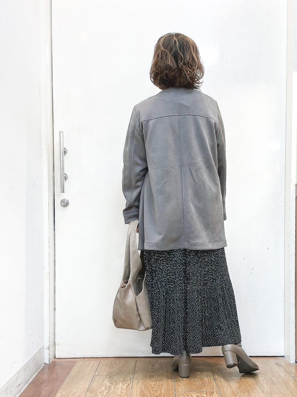 haruさんの「SHOO･LA･RUE｜【S-LL】上品さを纏う やわらかフェイクスエード ミドル丈ブルゾン」を使ったコーディネート
