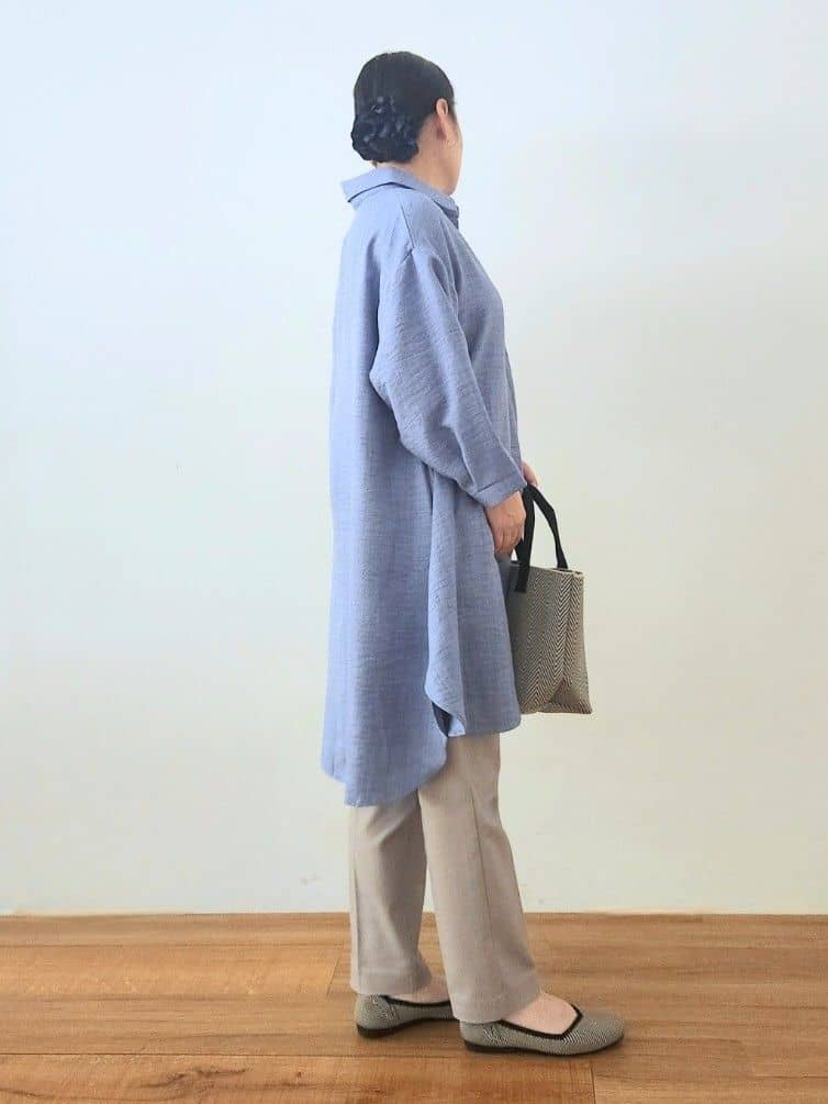 くまさんの「SHOO･LA･RUE｜【S-LL/体型カバー】さらっとしたタッチが魅力 デニムライクチュニック」を使ったコーディネート