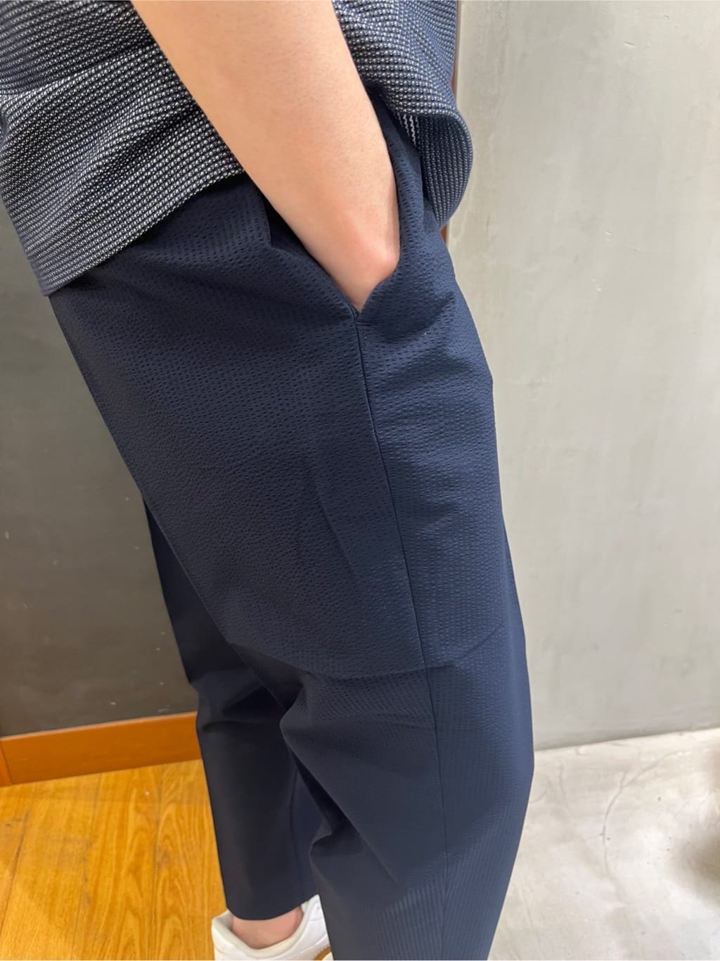 Yokochiさんの「TAKEO KIKUCHI｜【抗菌防臭／9色5サイズ展開】ハニカムメランジ ポロシャツ」を使ったコーディネート