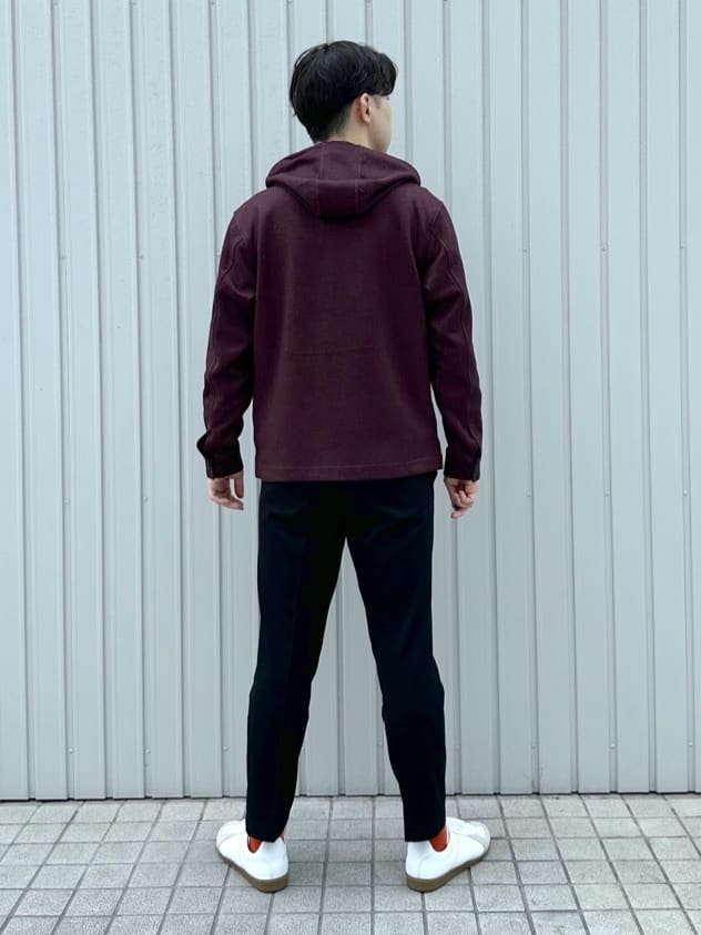 イッシーさんの「TAKEO KIKUCHI｜【JUST ONE LAYER】ダウンファブリックZIPパーカー」を使ったコーディネート