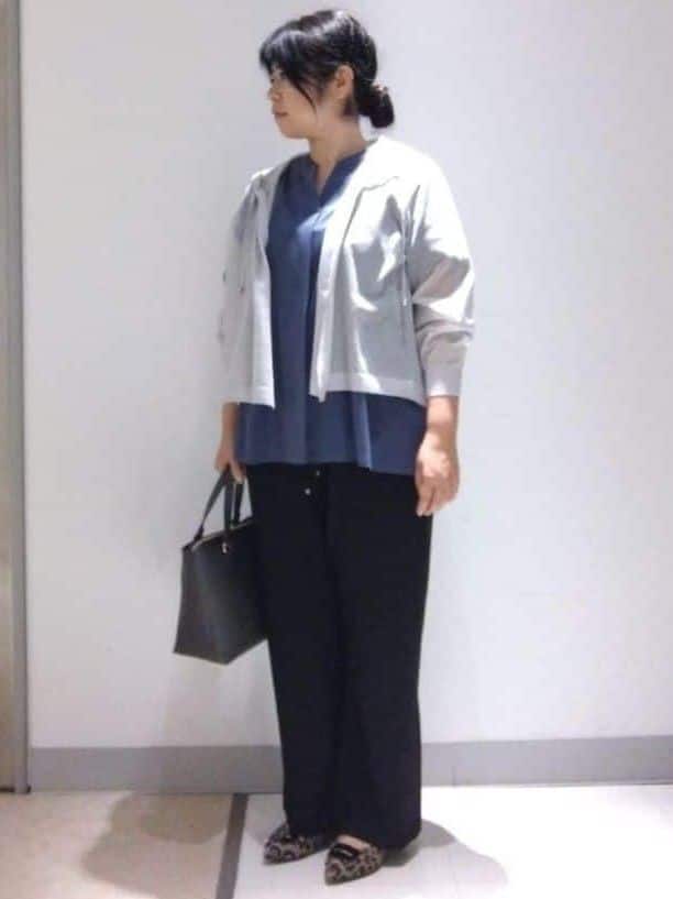 sakoさんの「Reflect｜【すっきり見え！長め丈／マシンウォッシュ可】スキッパーネックジャージトップス」を使ったコーディネート