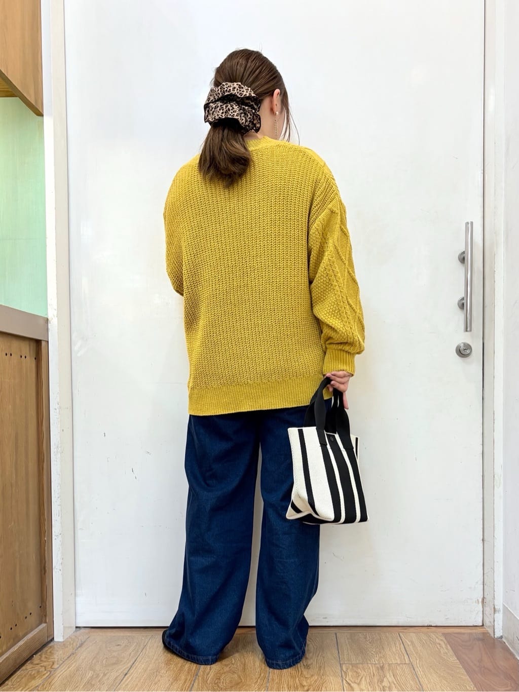 だいわさんの「SHOO･LA･RUE｜グラフィックアソート ベーシックロンT」を使ったコーディネート