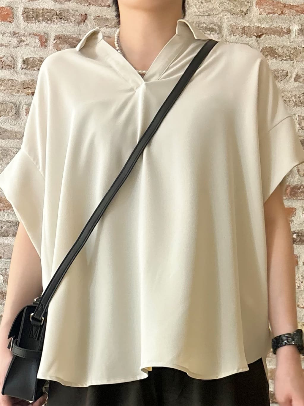 しばさんの「THE SHOP TK｜【インしなくても決まる】スキッパーシャツ/接触冷感/防シワ/速乾」を使ったコーディネート