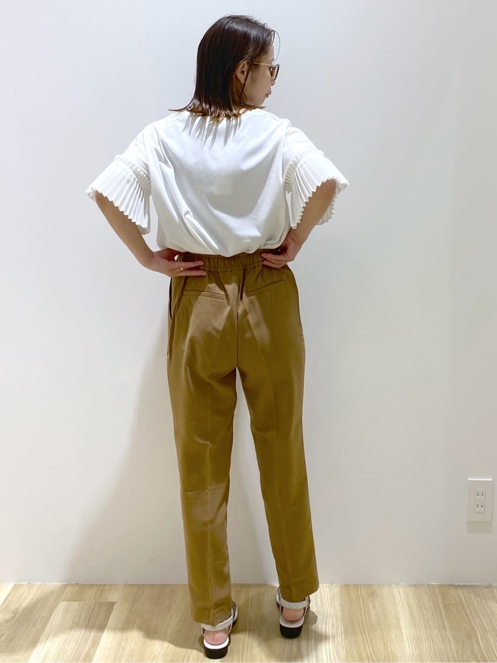 えりさんの「OPAQUE.CLIP｜プリーツスリーブドッキングトップス【洗濯機洗い可】」を使ったコーディネート