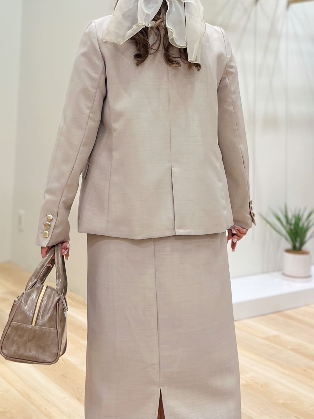 みことさんの「grove｜【カセット服】ダブルブレストテーラードジャケット」を使ったコーディネート