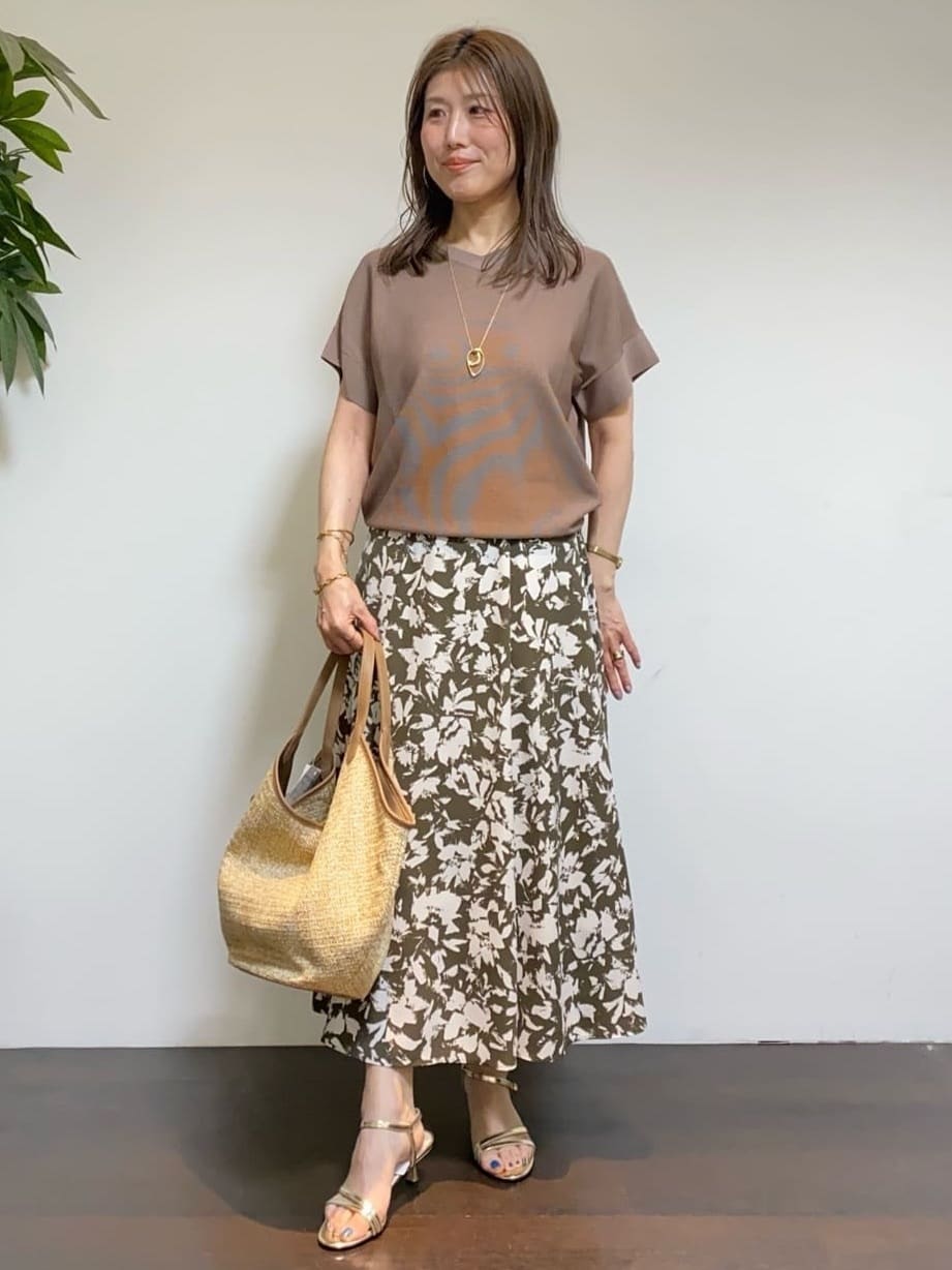 tomoさんの「UNTITLED｜◆ビッグトップネックレス」を使ったコーディネート