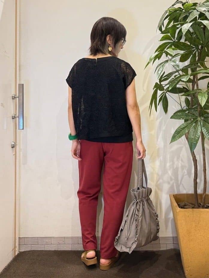 misakiさんの「SHOO･LA･RUE｜【2点セット】刺繍レーストップス」を使ったコーディネート