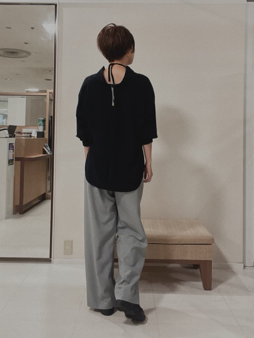 IWAMOさんの「UNTITLED｜【洗える/ワイド/ウエストゴム】ストレッチドロストパンツ」を使ったコーディネート