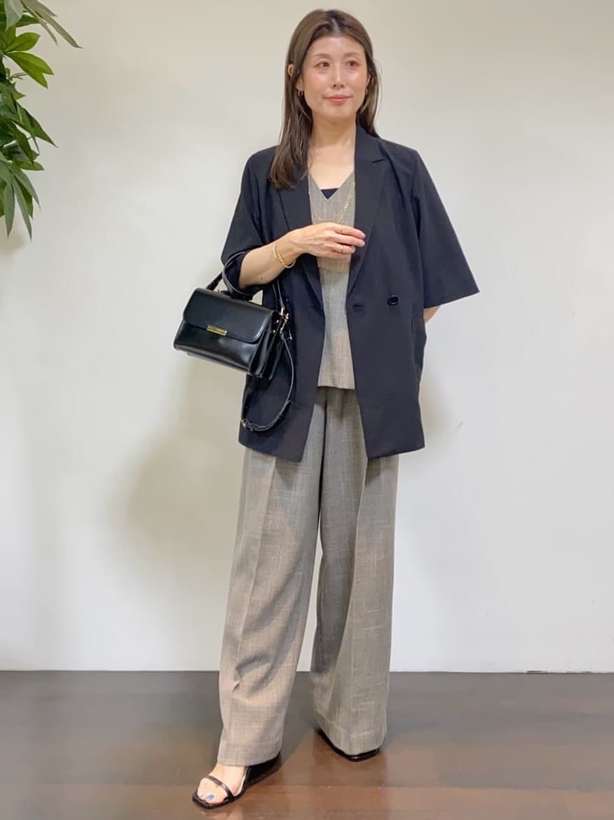 tomoさんの「UNTITLED｜【吸水速乾/洗える】ハーフスリーブジャケット」を使ったコーディネート