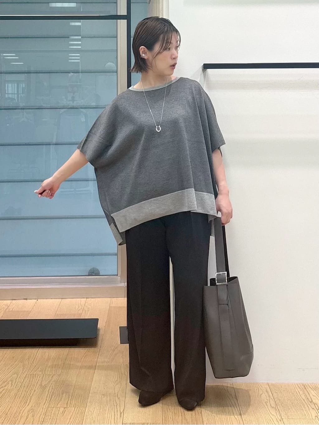 asamiさんの「INDIVI｜【着心地◎！】タックワイドパンツ」を使ったコーディネート