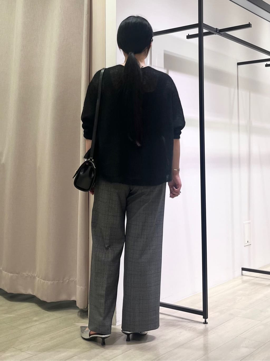 hasuさんの「INDIVI｜【キッドモヘヤ素材】ラウンドヘムニット」を使ったコーディネート