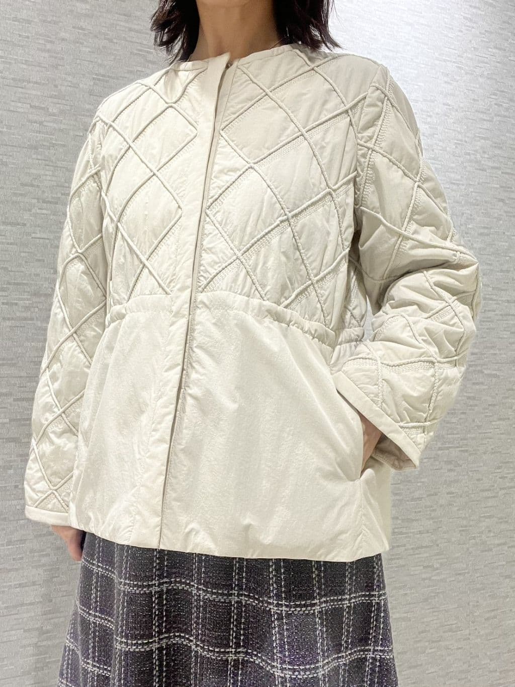 marikoさんの「Reflect｜【気軽な羽織に◎】中綿キルティングショートコート」を使ったコーディネート