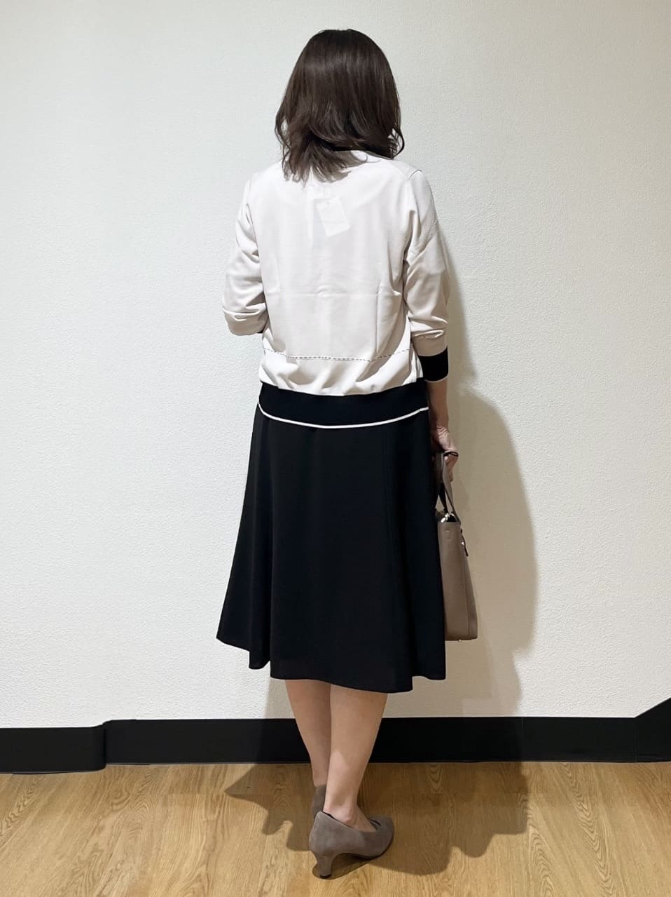 ayaさんの「Reflect｜【WEB先行カラーあり／手洗い可／アンサンブル可】バイカラー五分袖ニット」を使ったコーディネート