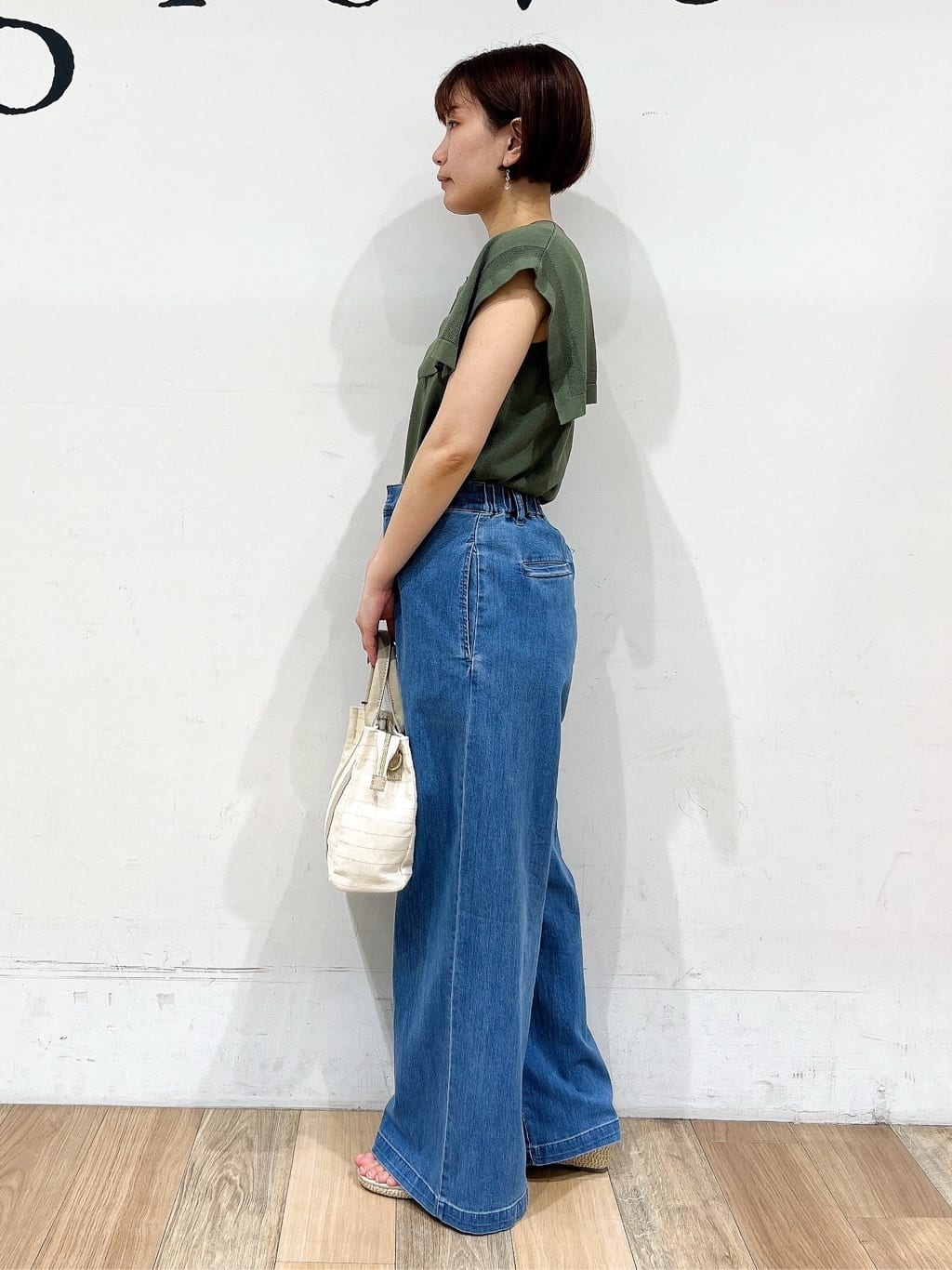 山さんさんの「grove｜【ひんやり/UVカット】大人の可愛さ　セーラーカラーニット」を使ったコーディネート