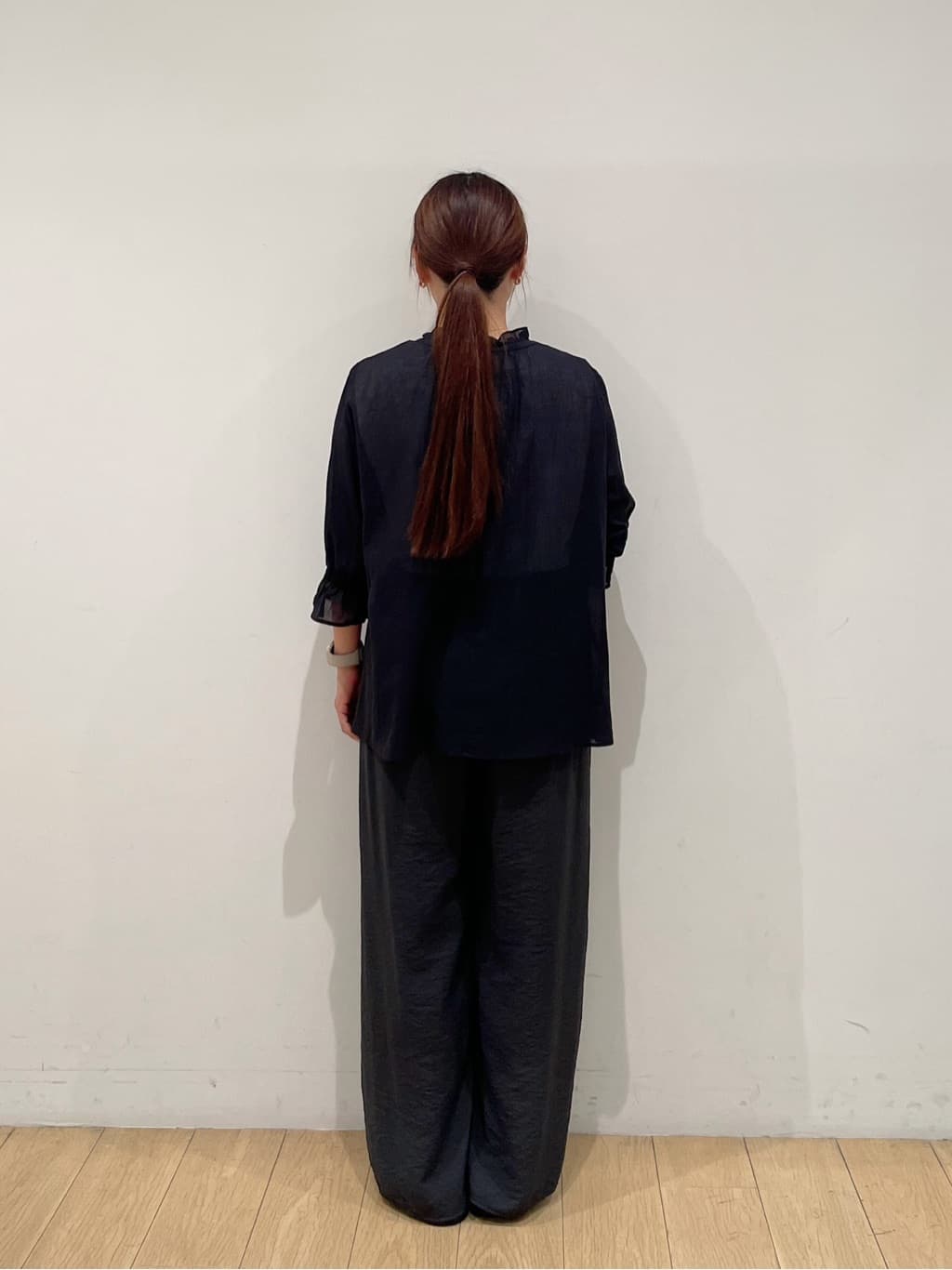 maiさんの「INDIVI｜【洗える/コットン】ピンタックシアーブラウス」を使ったコーディネート