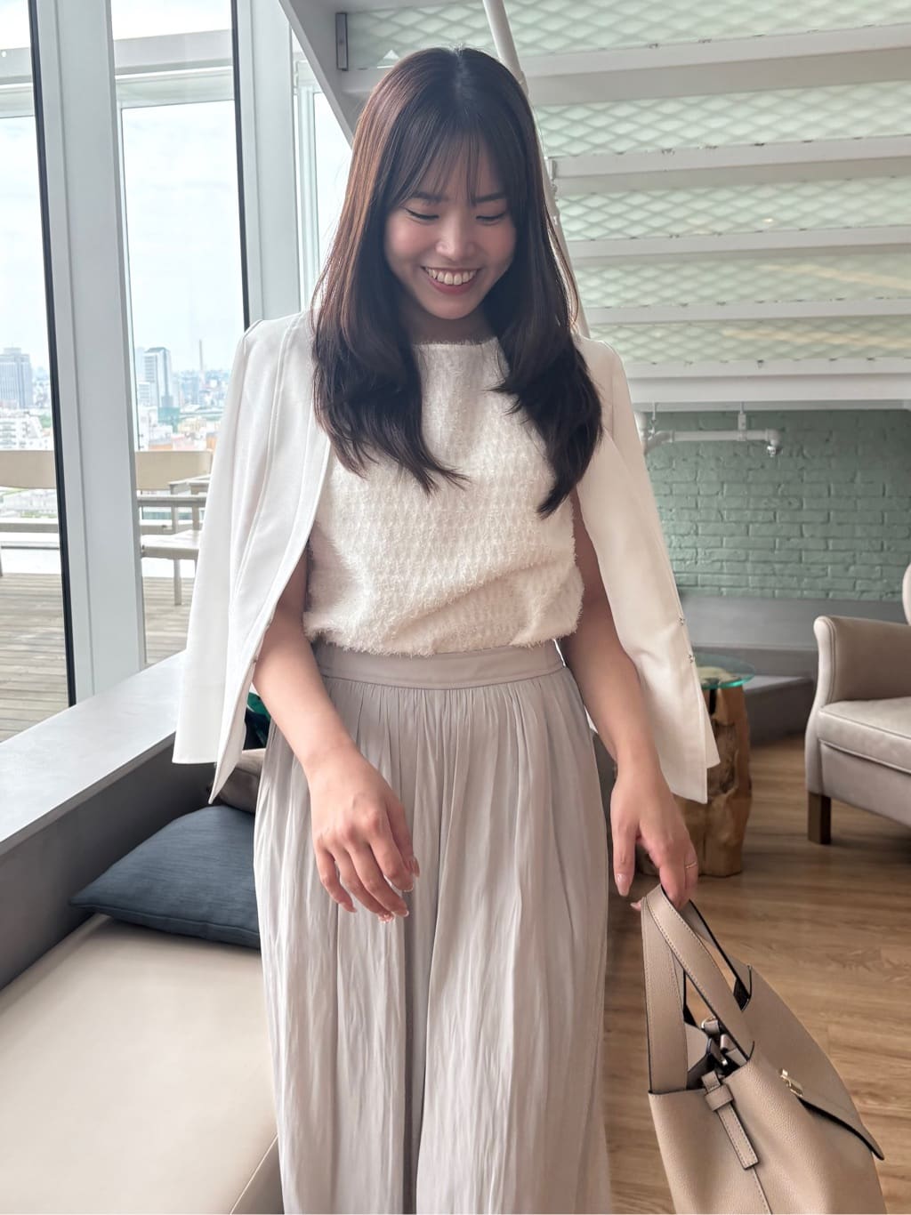 MISAKIさんの「COUP DE CHANCE｜【手洗い可】リラクシーフレアパンツ」を使ったコーディネート