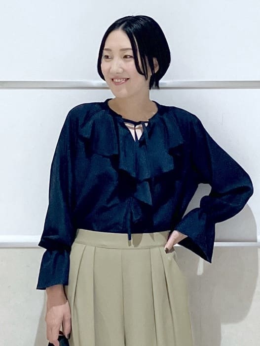 eriko さんの「Dessin｜【セットアップ可・洗える】ダブルタックワイドパンツ」を使ったコーディネート