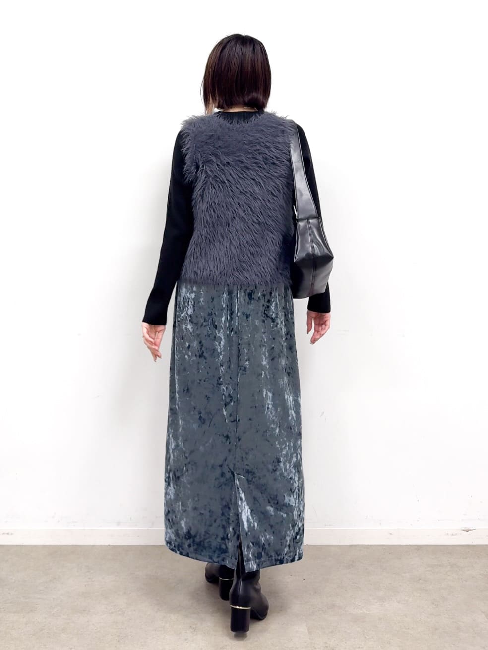 𝐜𝐡𝐢𝐤𝐚さんの「SHOO･LA･RUE｜【絶妙なゆるピタ/洗濯機可】ちくちくしにくい リブハイネックやわらかニット」を使ったコーディネート