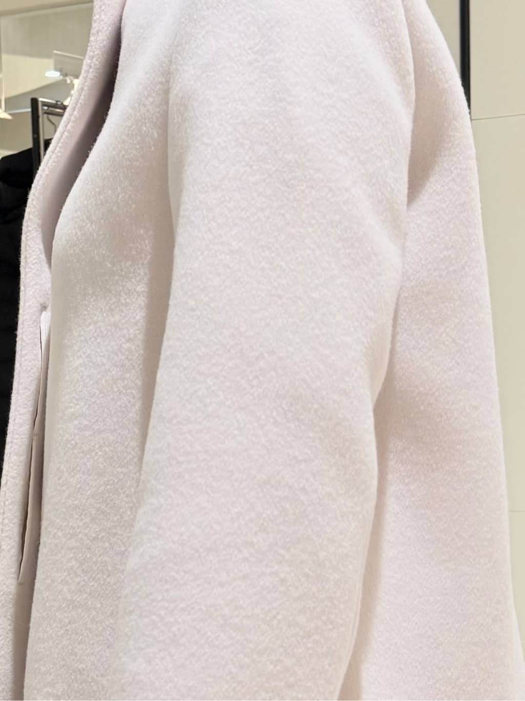 Satさんの「COUP DE CHANCE｜【腰周りすっきり◎】ワイドクロップドパンツ」を使ったコーディネート