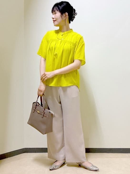  beni_gingerさんの「Reflect｜【選べる5色◎／マシンウォッシュ可】シャーリングデザインブラウス」を使ったコーディネート