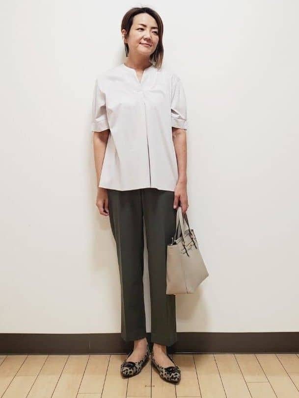 yuuさんの「Reflect｜【すっきり見え！長め丈／マシンウォッシュ可】スキッパーネックジャージトップス」を使ったコーディネート