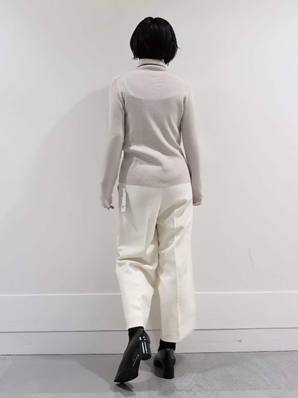 ミズタさんの「UNTITLED｜【洗える/アンサンブル可能/ウール100%】リブタートルネックウールニット」を使ったコーディネート