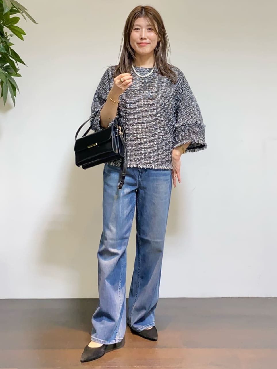 tomoさんの「UNTITLED｜【きれいめ／体型カバー】ツイードドルマントップス」を使ったコーディネート