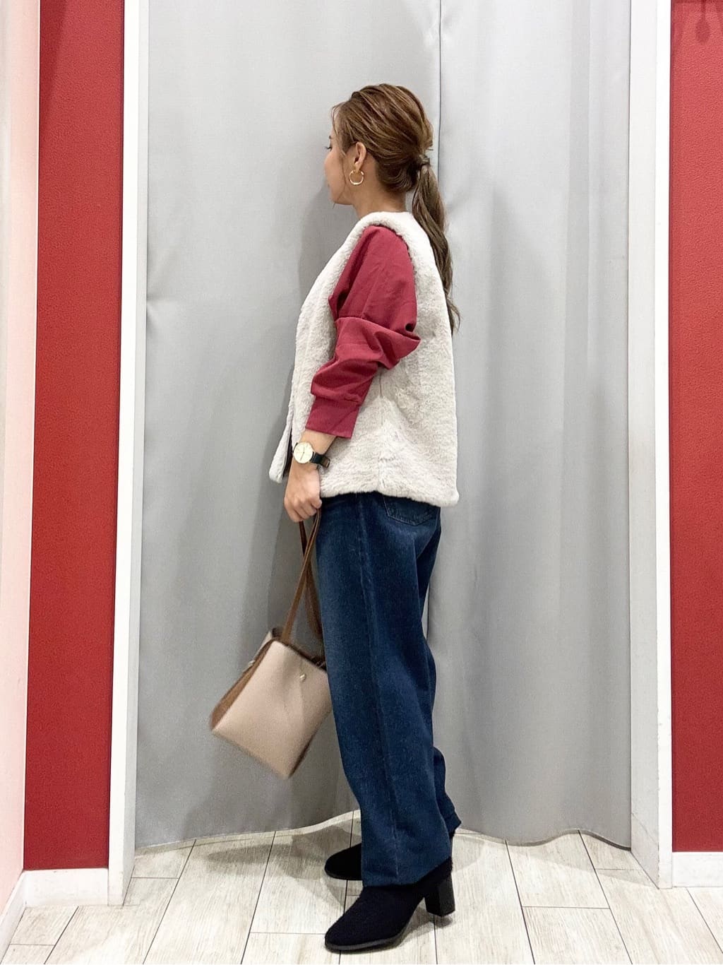 shioさんの「SHOO･LA･RUE｜【高レビュー/洗濯後しわになりにくい】1枚でサマ見え 8分袖ドルマンブラウス」を使ったコーディネート