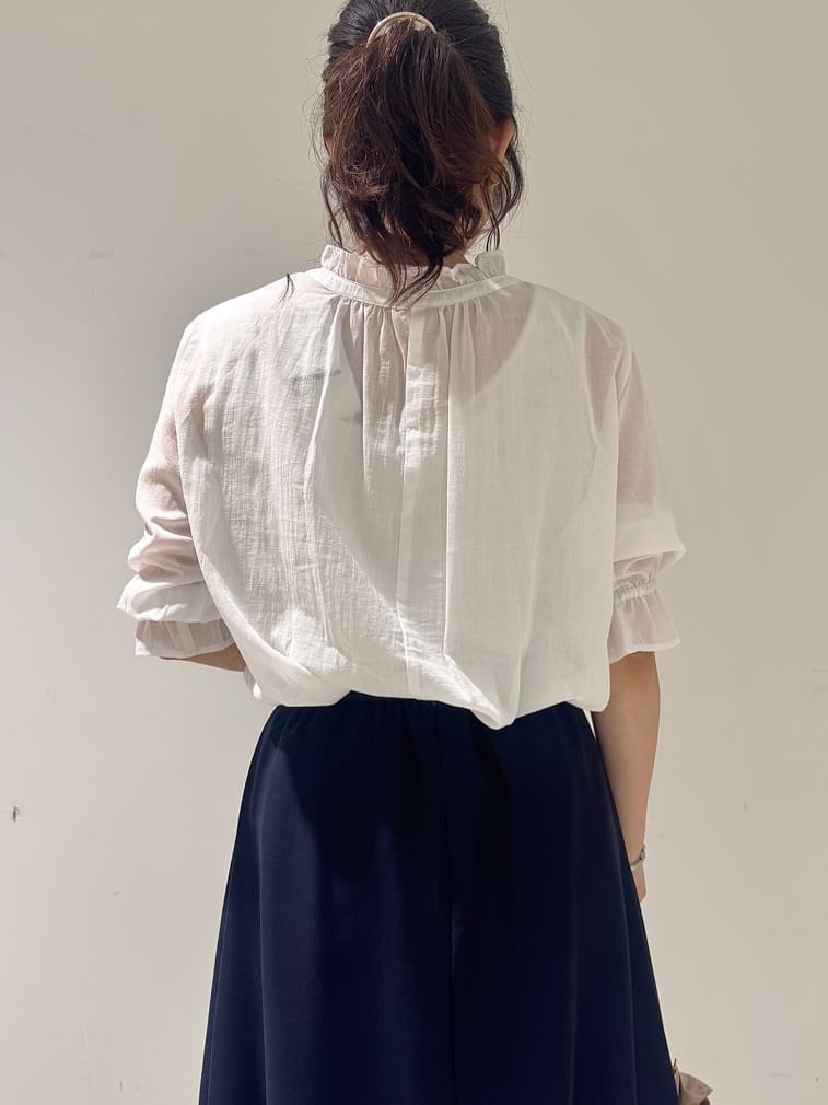 そんさんの「INDIVI｜【洗える/コットン】ピンタックシアーブラウス」を使ったコーディネート