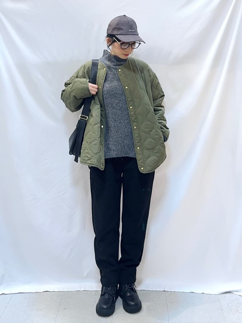 𝐇𝐢𝐫𝐨𝐦𝐢さんの「SHOO･LA･RUE｜【S-LL/股上深め】裏起毛スマートイージーパンツ」を使ったコーディネート