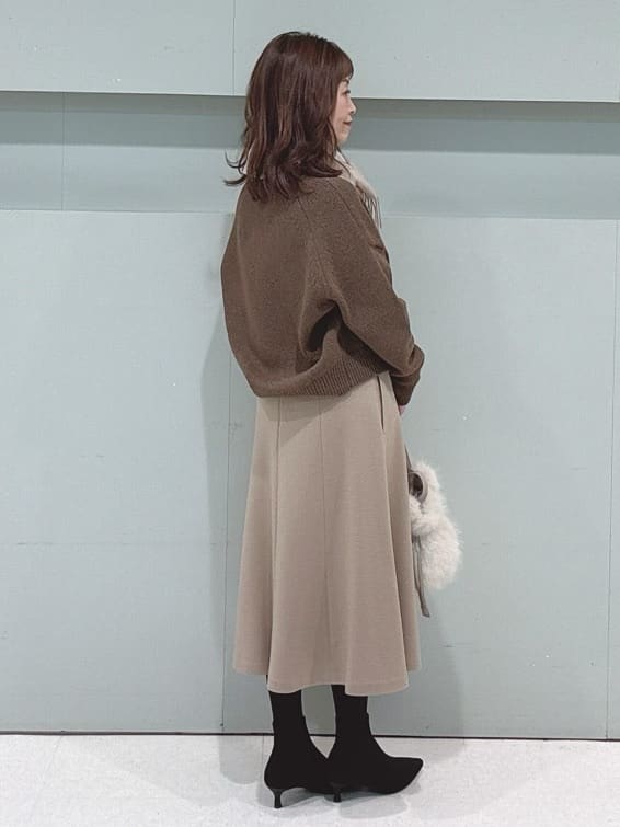 makiさんの「UNTITLED｜【はっ水機能/フード取り外し可/防寒】ロングダウンコート」を使ったコーディネート
