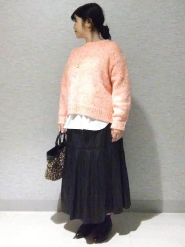 sakoさんの「Reflect｜【一枚で着映え◎／ゆったり着られるワンサイズ】スパンコール&times;ラメニット」を使ったコーディネート