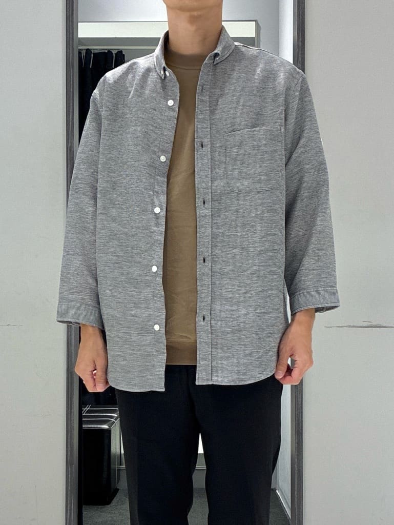 わいずみさんの「TAKEO KIKUCHI｜【抗菌防臭／5サイズ展開】ハイゲージポンチ Tシャツ」を使ったコーディネート