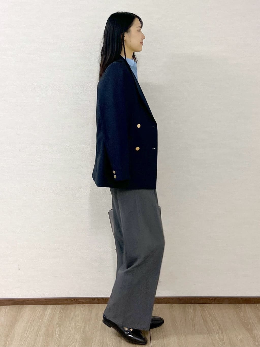 sachikoさんの「OPAQUE.CLIP｜ポケット刺繍レギュラーカラーシャツ【洗濯機OK】」を使ったコーディネート
