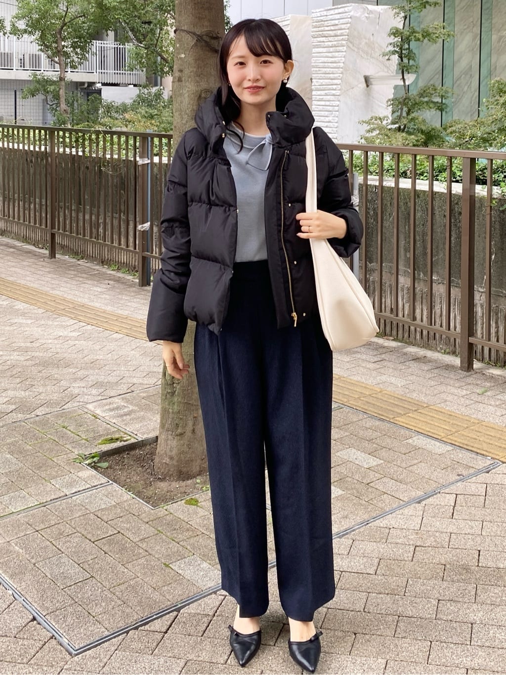 みさかさんの「index｜サイドリボンバイカラーニット【洗濯機OK】」を使ったコーディネート