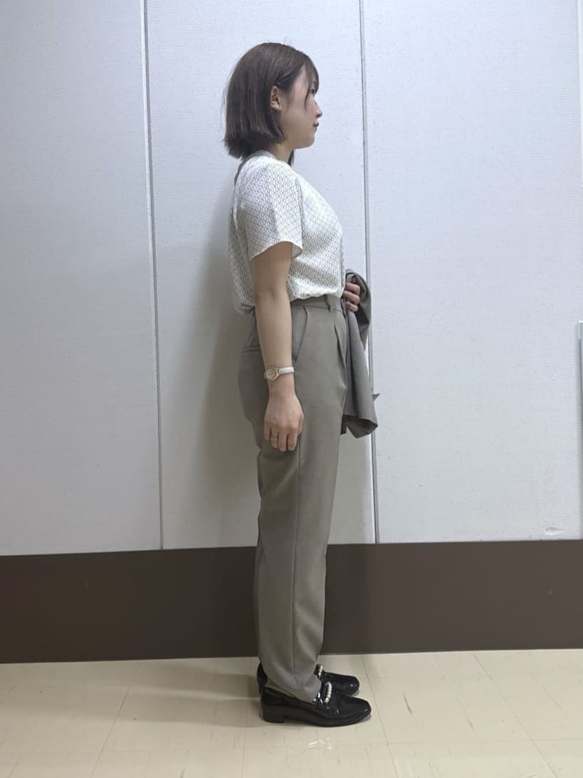 Rikoさんの「INDIVI｜【UVケア】モノグラム ボウタイデザインブラウス」を使ったコーディネート