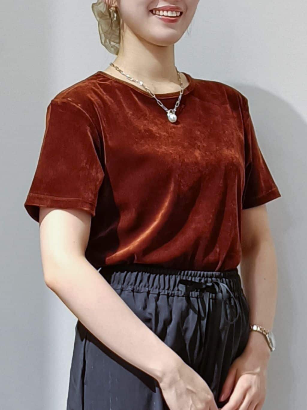 のんさんの「OPAQUE.CLIP｜フロッキーチュールTシャツ【洗濯機洗い可】」を使ったコーディネート