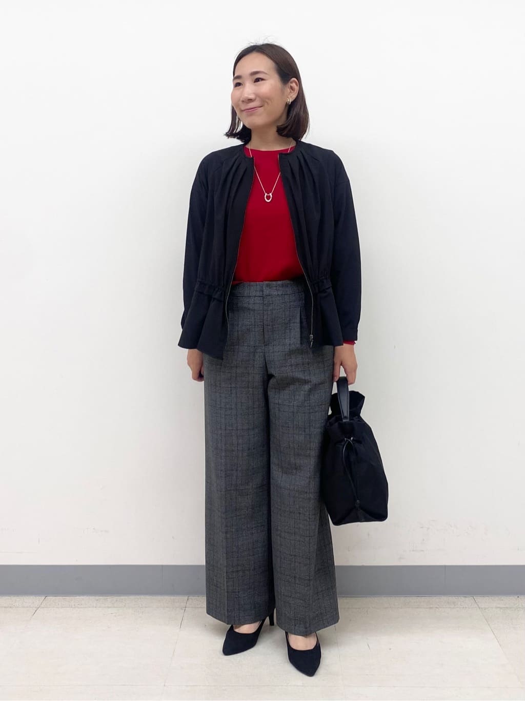 YUKARIさんの「INDIVI｜【洗える／選べる8色】トーンアップニット」を使ったコーディネート