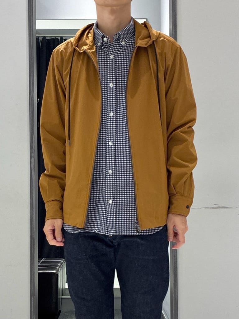 わいずみさんの「TAKEO KIKUCHI｜【抗菌防臭/シーズンレス】シアサッカーギンガムチェック ストレッチシャツ」を使ったコーディネート