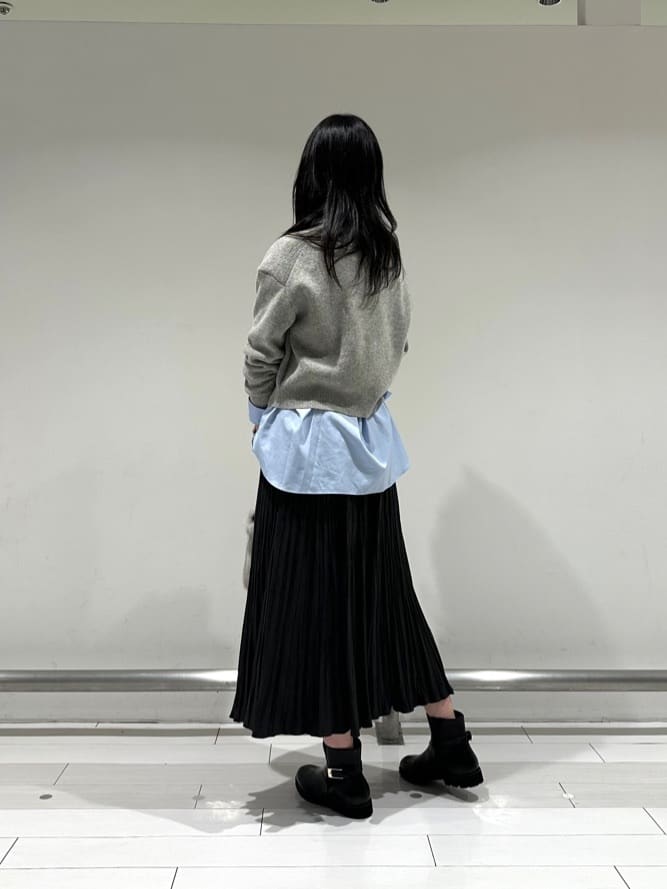 fukaさんの「UNTITLED｜【ゆったりサイズ／着丈短め】ジップニットカーディガン」を使ったコーディネート