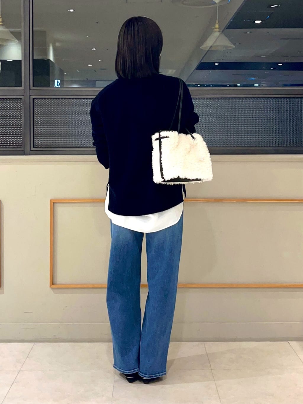 kumiさんの「INDIVI｜【冬ニット人気NO．1！／カシミヤ混】ミドルゲージハイネックニット」を使ったコーディネート