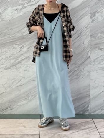 kotakiさんの「INDIVI｜オンブレチェックシャツ」を使ったコーディネート