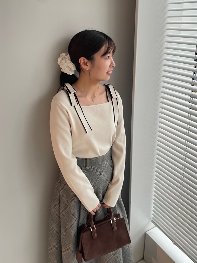 abeさんの「Couture brooch｜【通勤・大人可愛い】TRチェックスカート」を使ったコーディネート