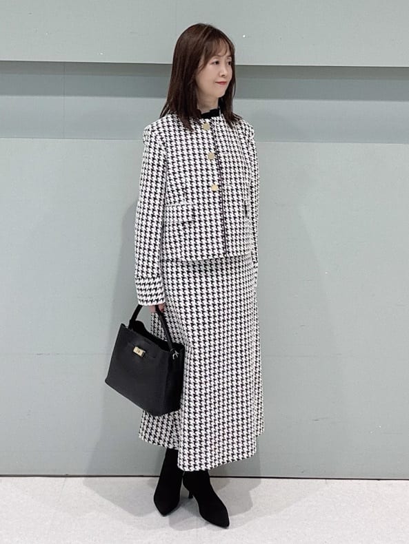 makiさんの「UNTITLED｜【セットアップ可/きれいめ】クラシックチドリ スカート」を使ったコーディネート