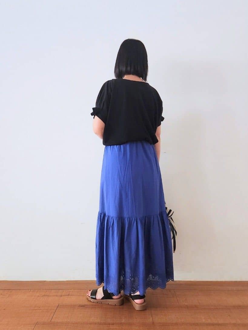くまさんの「SHOO･LA･RUE｜【S-LL/UV/プチプラ】お袖タックで好印象 デザインTシャツ」を使ったコーディネート